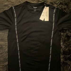 Calvin Klein Performance Muscle Fit Workout Shirt